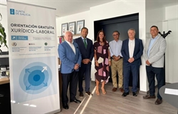 Reunión coa Directora Xeral de Relacions Laborais e o Subdirector Xeral