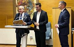 Entrega del Premio Javier Marañón y celebración del Día del Trabajo en la USC