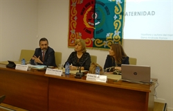 Jornada sobre "Maternidad, paternidad y riesgos durante el embarazo"